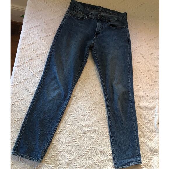 Gap Athletic Fit Blue Jeans Mens 30x32 Mid Rise Tapered Blue Denim Medium Wash - Picture 1 of 6